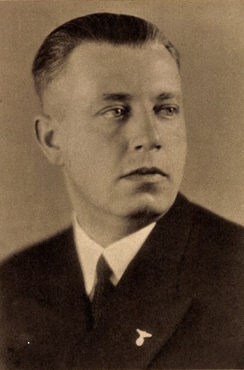 Adrian von Renteln