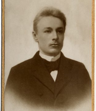 Jānis Akuraters