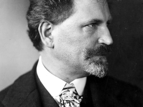 Alphonse Mucha