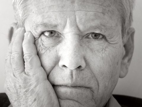 Amos Oz