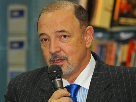 Artyom Tarasov