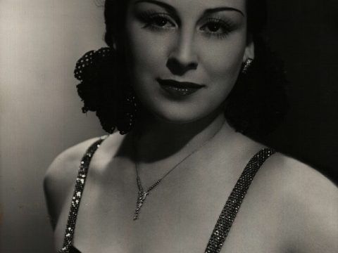 Nadya Nozharova