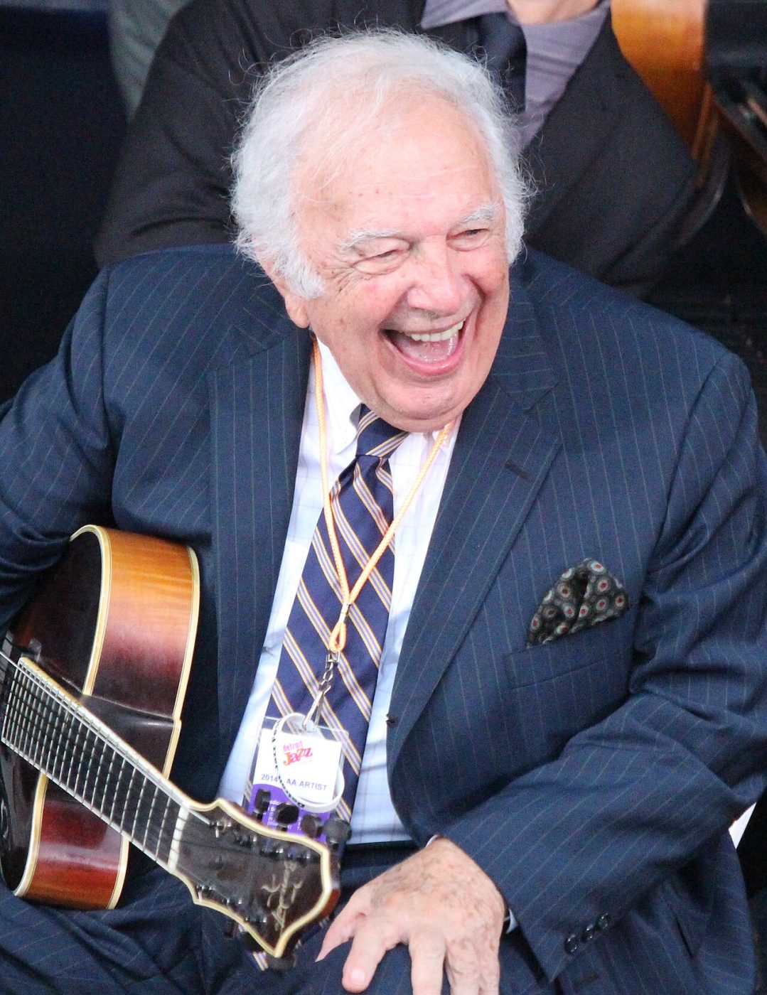 Bucky Pizzarelli