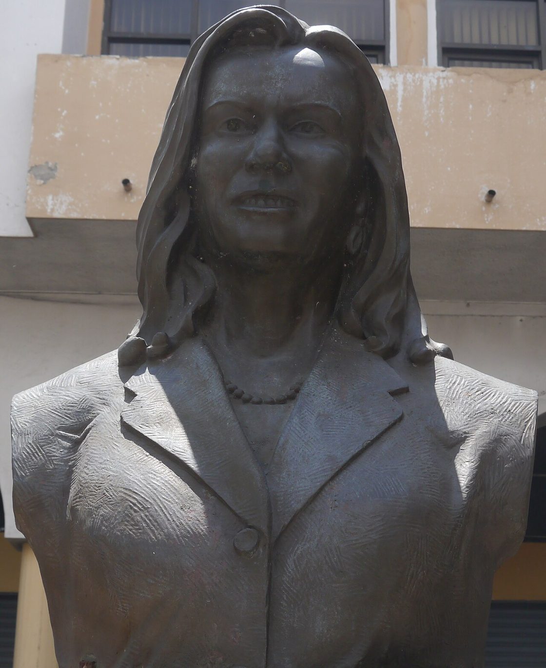 Guadalupe Larriva