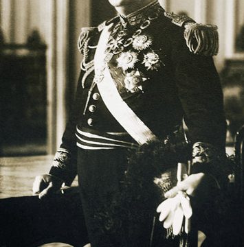 Óscar R. Benavides