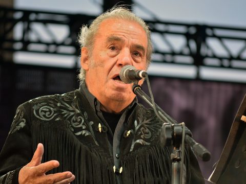 Óscar Chávez