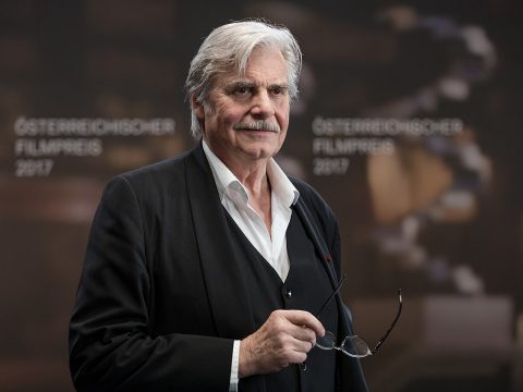 Peter Simonischek