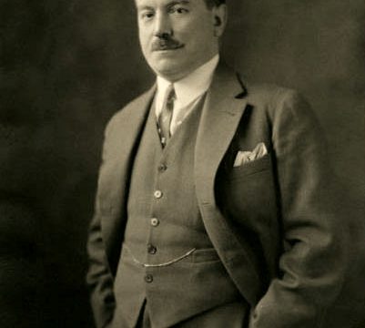 Carlos Dávila
