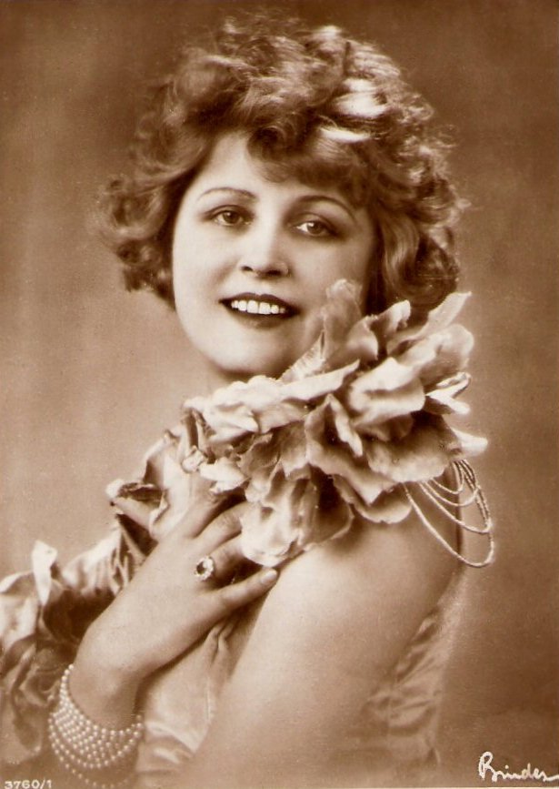Xenia Desni