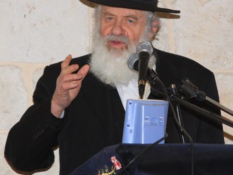 Uri Zohar