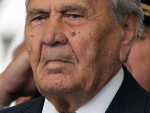 Josip Manolić