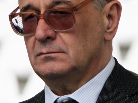 Nikica Valentić