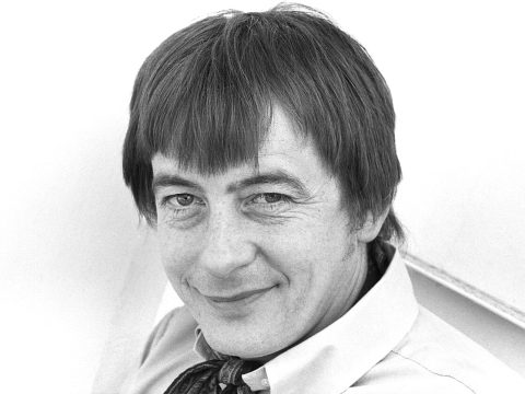 Derek Fowlds