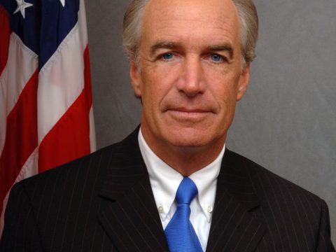 Dirk Kempthorne
