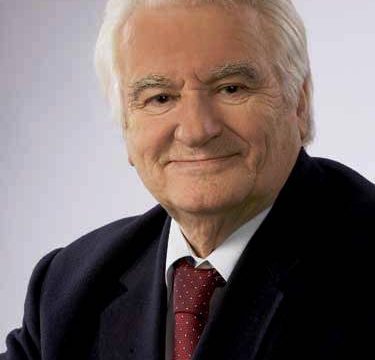Dragoljub Mićunović
