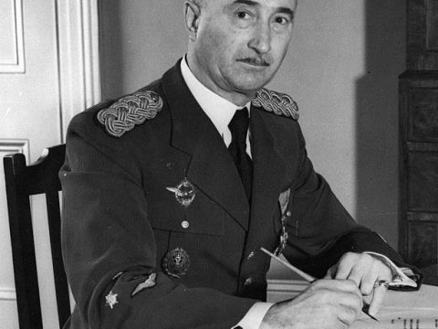 Dušan Simović