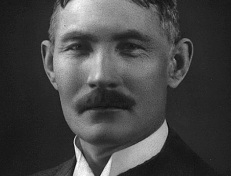 Einar Arnórsson