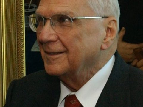 Enrique Bolaños