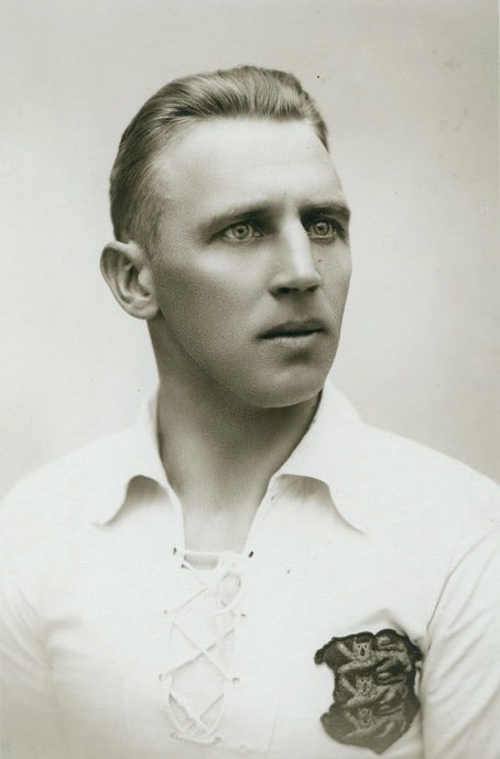 Evald Tipner
