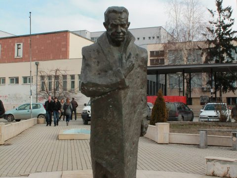 Fehmi Agani