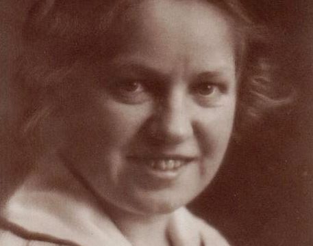 Greta Almroth