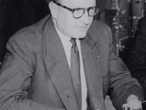 Guy Mollet