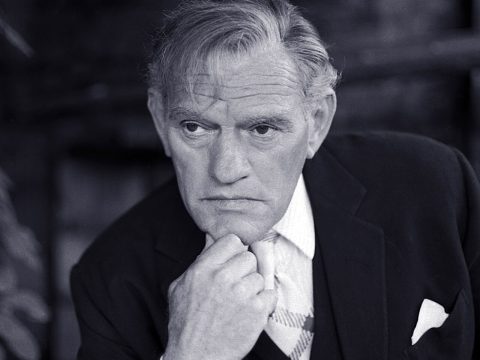 Harry Andrews