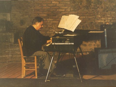 Manos Hatzidakis
