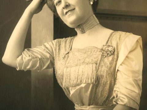 Helen Dunbar