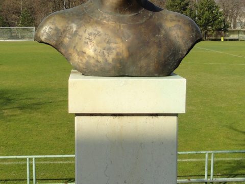 István Juhász