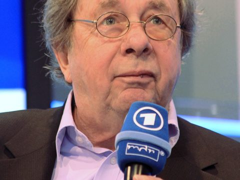 Hellmuth Karasek