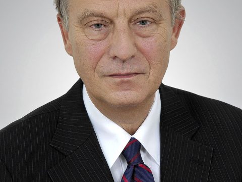 Krzysztof Piesiewicz