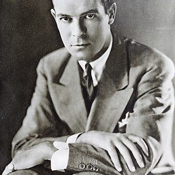 Lawrence Gray