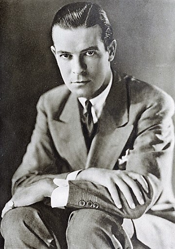 Lawrence Gray