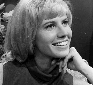 Leslie Charleson