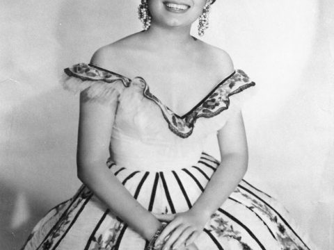 Lola Beltrán