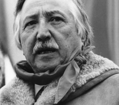 Luis Corvalán