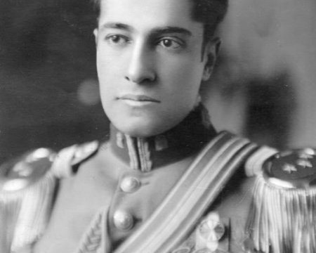 Luis Larrea Alba