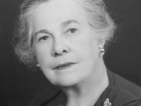 Mae Nolan