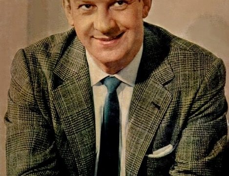 Mariano Mores