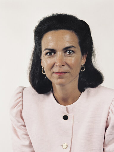 Michèle Barzach