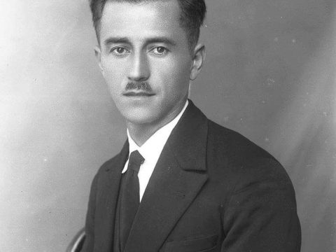 Midhat Frashëri