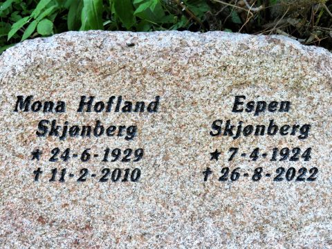 Mona Hofland