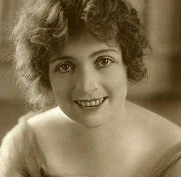 Myrtle Gonzalez