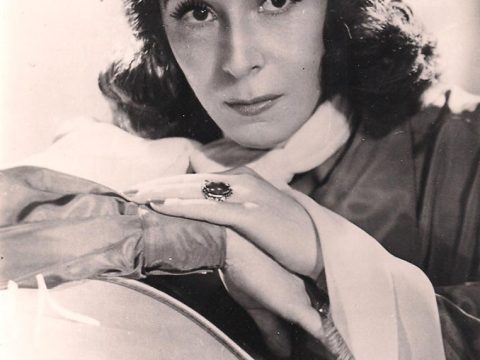 Nelly Omar