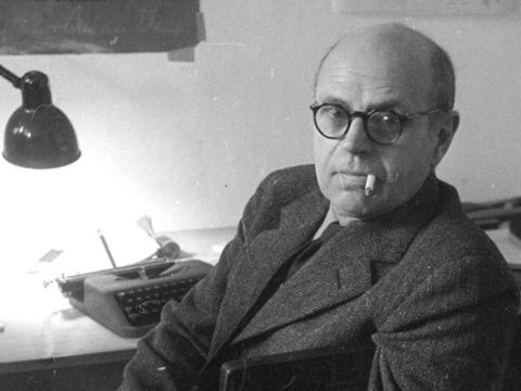 Poul Henningsen