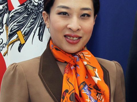 Bajrakitiyabha, Princess Rajasarinisiribajra