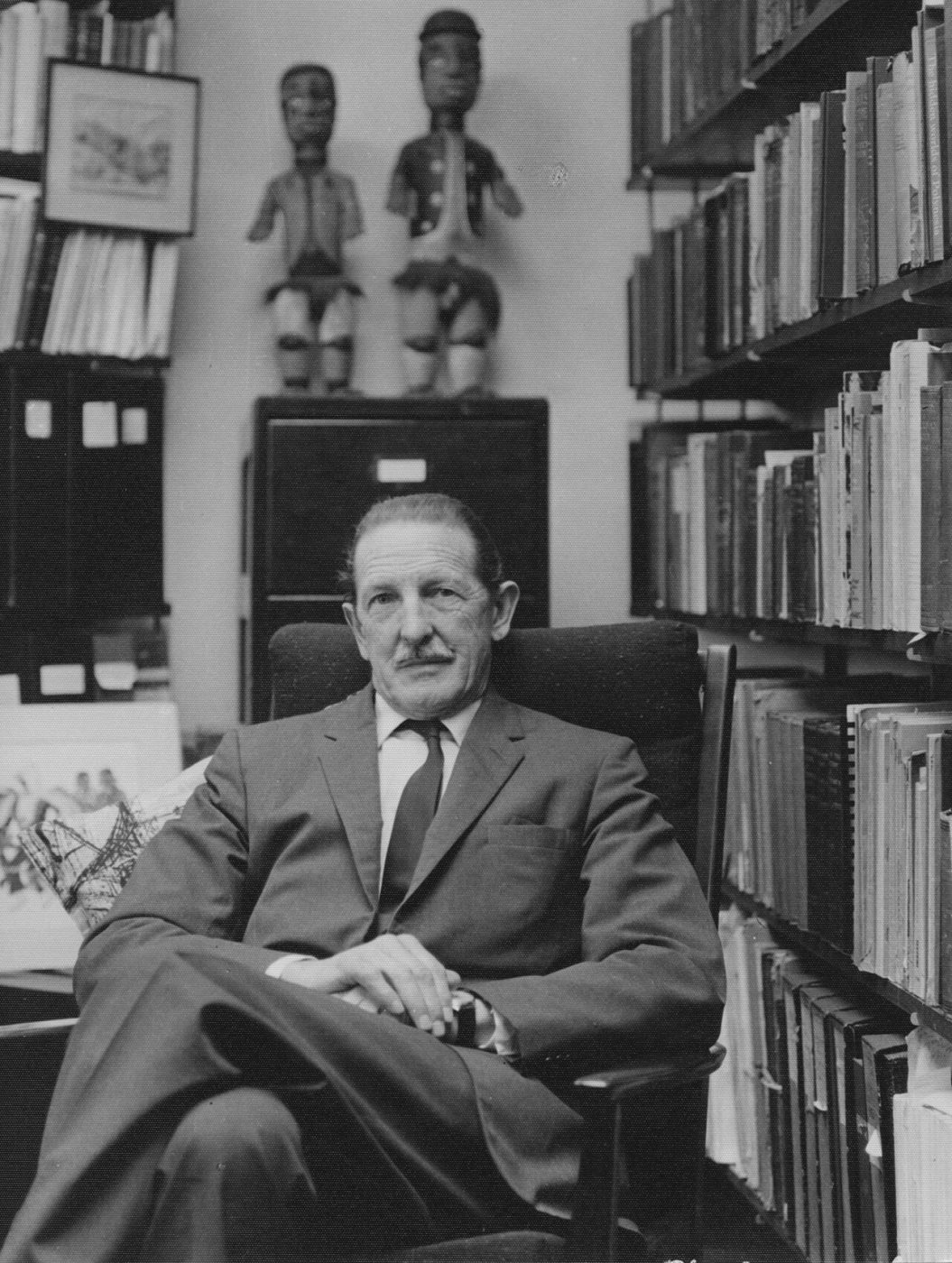 Raymond Firth