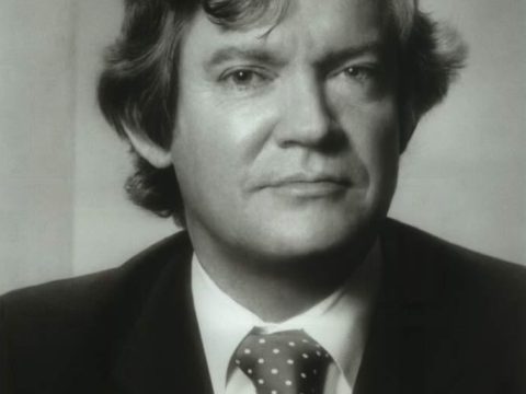 Robert Hughes