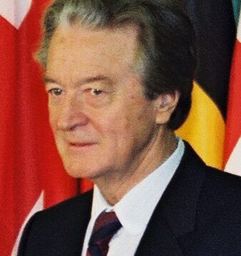 Roland Dumas